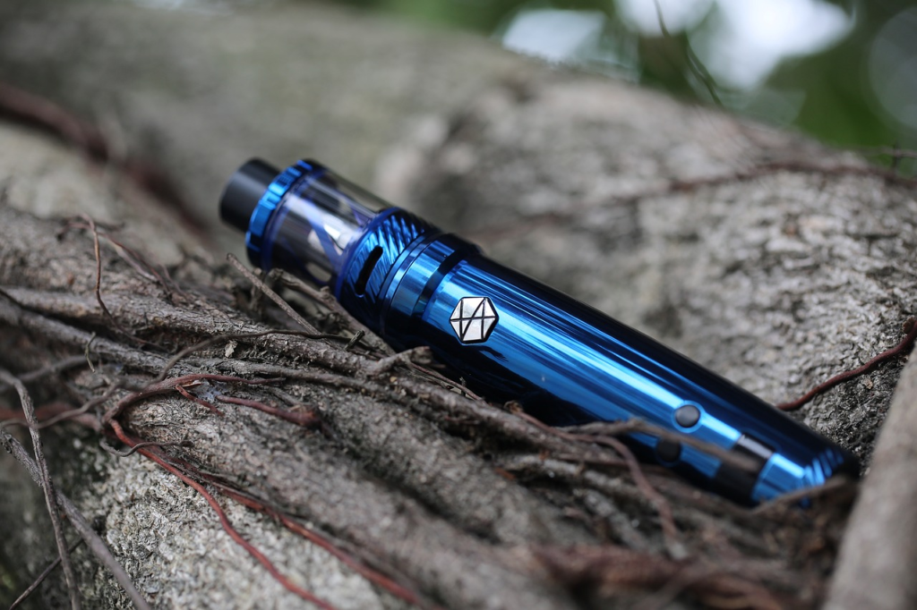 vape electronic cigarette uwell