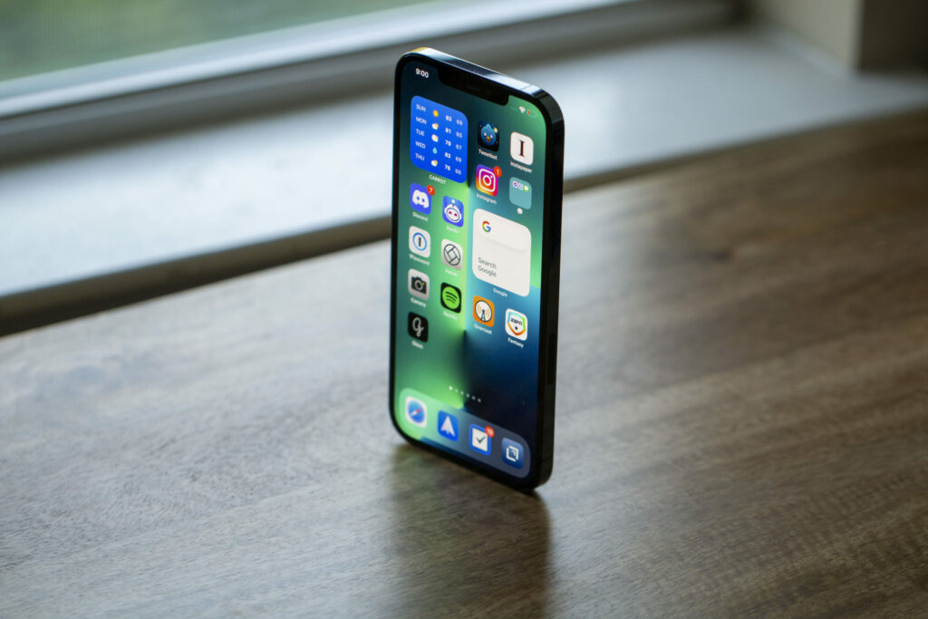 How Many Microphones Are There In iPhone 11 Pro Max?
